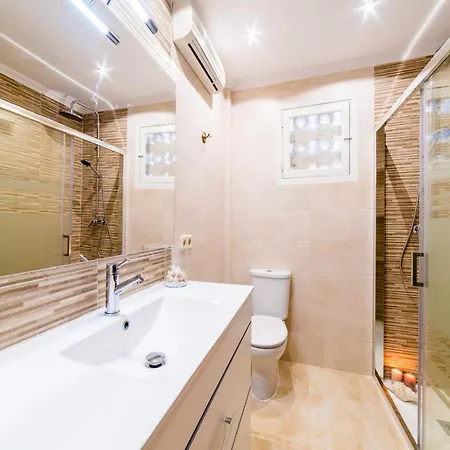 Holiday home For 9 Guests In