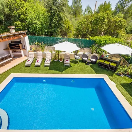 Holiday home For 9 Guests In *