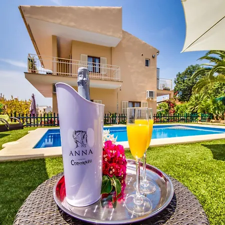 For 9 Guests In Alcudia (Mallorca)